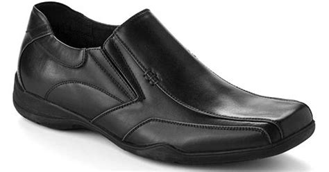 However, you are able to earn and redeem Kohl’s Cash® and Kohl's Rewards® on this product. Size 8.5 MED. 8.5 MED. Size Chart. +. product details. Ease right into versatile style and plentiful comfort with these men's Skechers Relaxed Fit Rayland shoes. SHOE FEATURES. Relaxed Fit design for a roomy, comfortable fit.